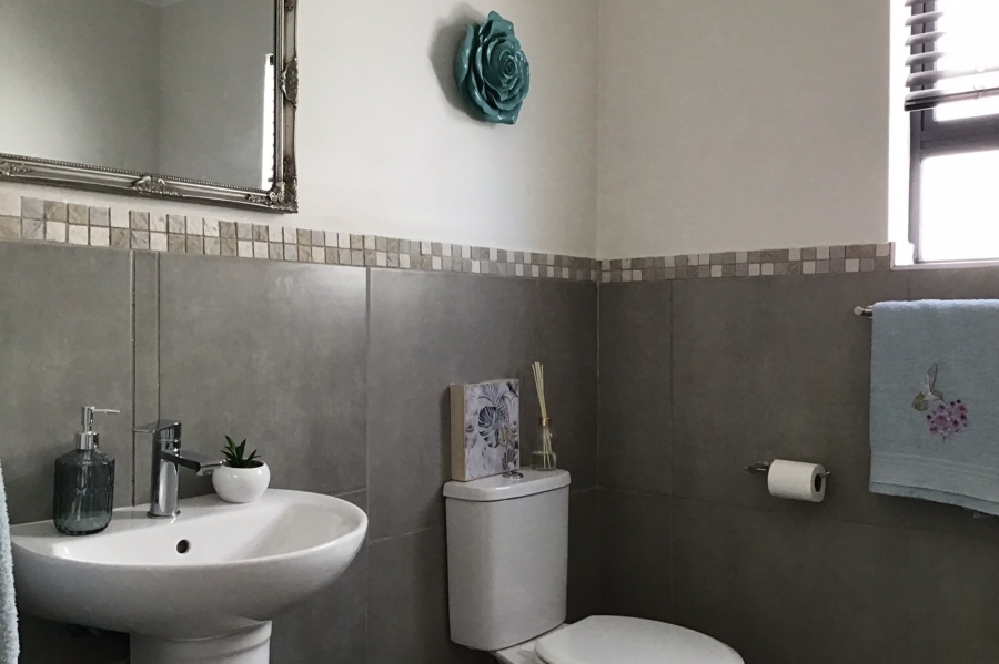3 Bedroom Property for Sale in Vredenburg Western Cape